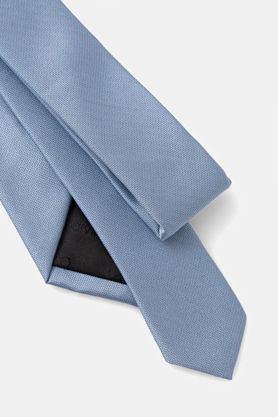 Calvin Klein krawat z domieszką jedwabiu CK2111E002 niebieski AW25