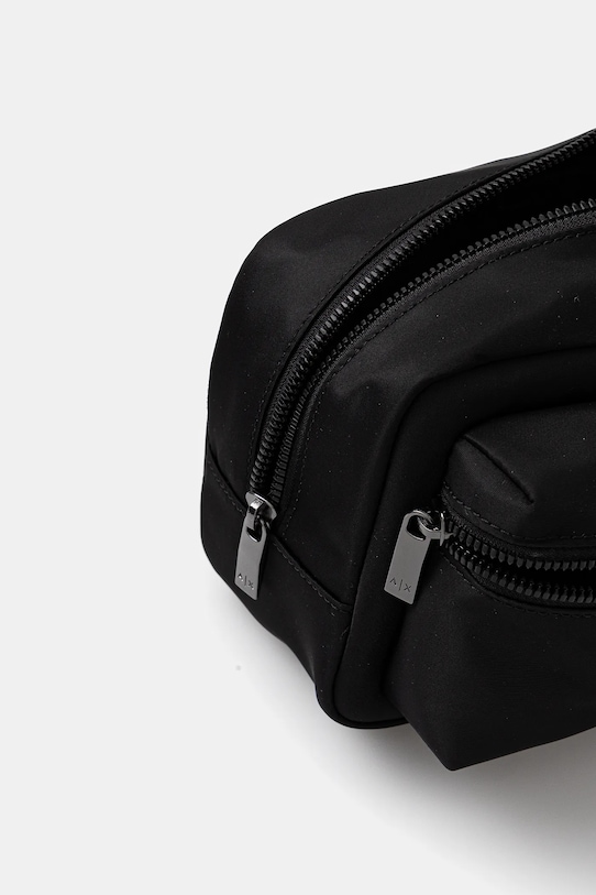 Armani Exchange kosmetyczka czarny XM001654.AF17304