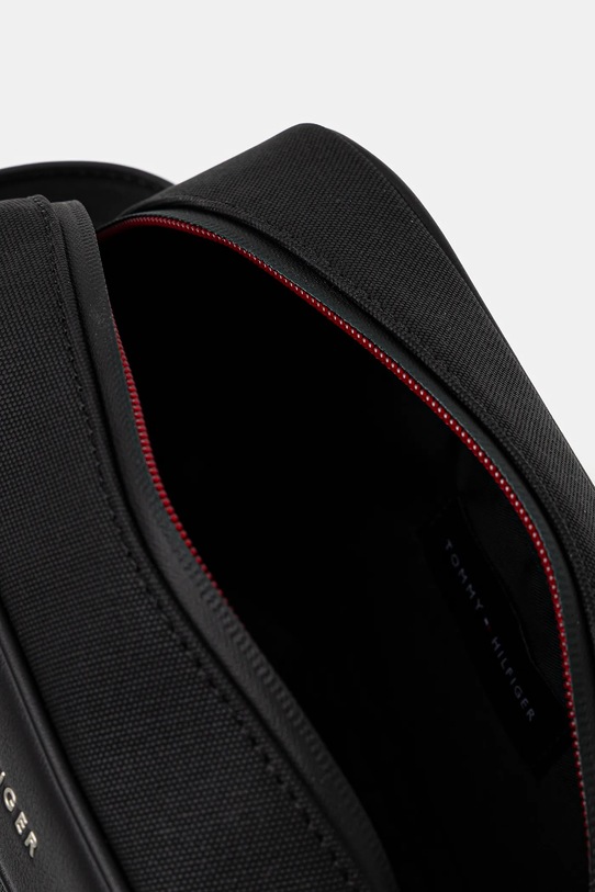 Kosmetická taška Tommy Hilfiger černá AM0AM13747