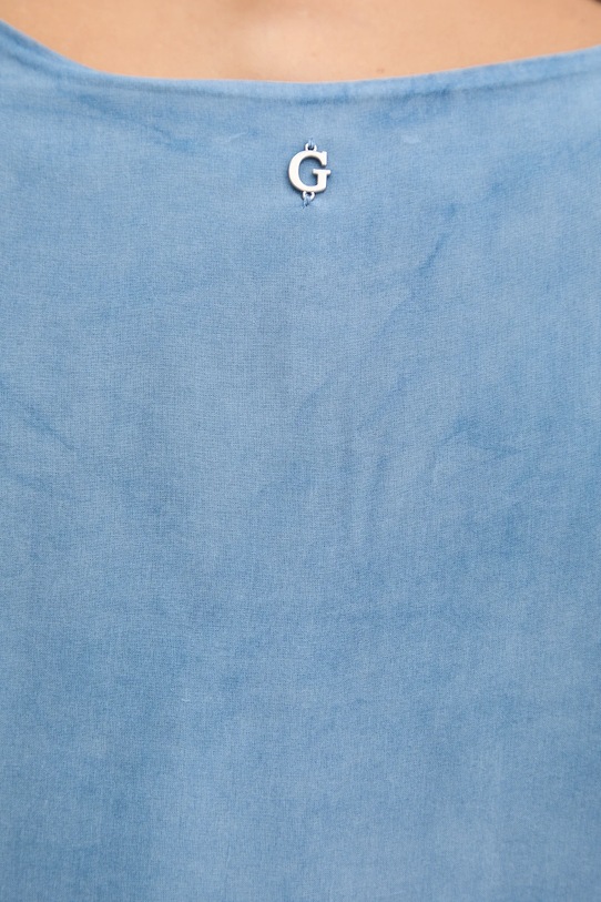 Blúzka s prímesou hodvábu Guess CAMILLA W5YH0V.WE550 modrá