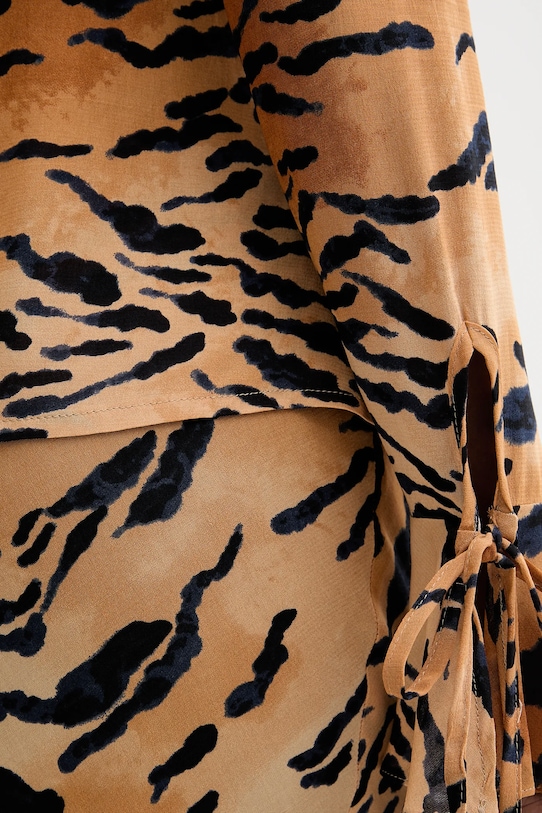 Blúzka Never Fully Dressed NFDTO1808 hnedá