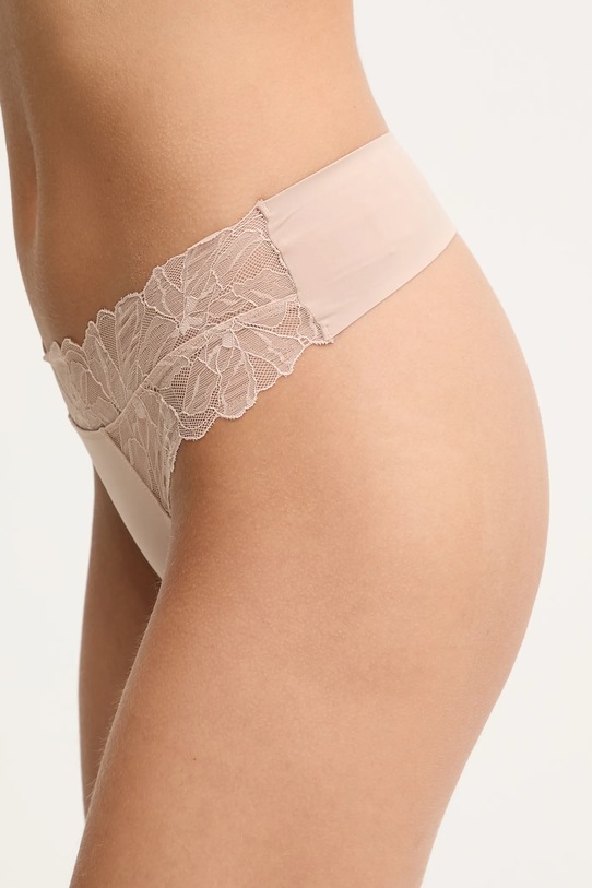 Odzież Calvin Klein Underwear stringi LV00QF8444 beżowy