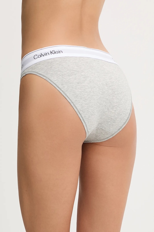 Труси Calvin Klein Underwear LV00QF8462 сірий AW25