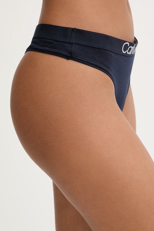 Calvin Klein Underwear tangá dámske bavlnené s elastanom LV00QD5292 tmavomodrá SS26