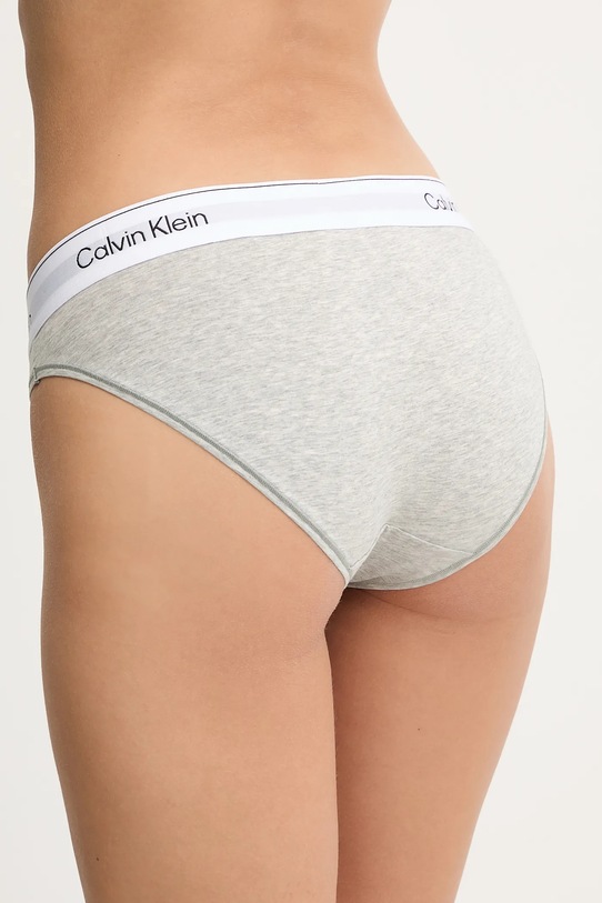 Odzież Calvin Klein Underwear figi LV00QF8520 szary