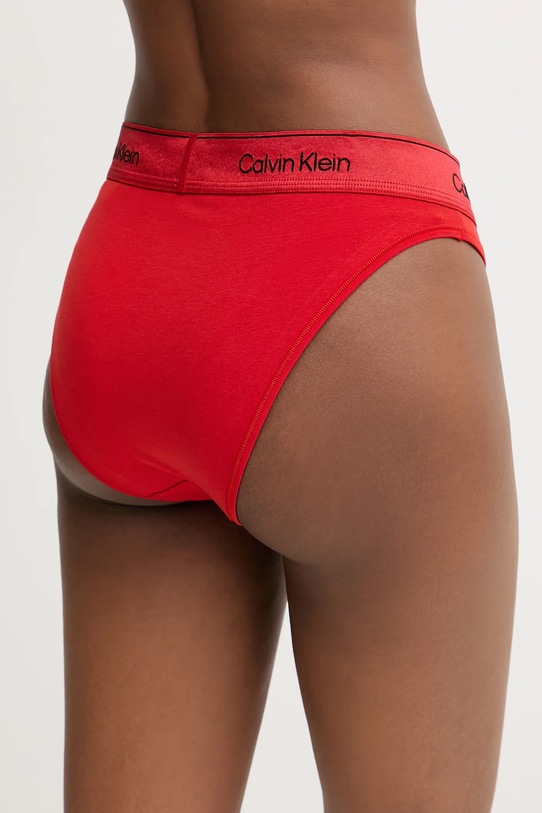 Odzież Calvin Klein Underwear figi LV00QF8556 czerwony