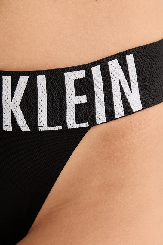 Tanga Calvin Klein Underwear černá LV00QF8597