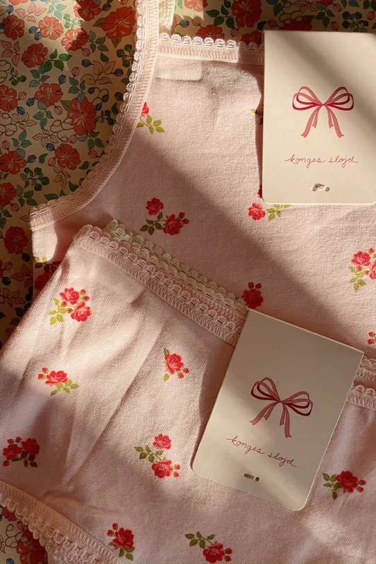 Konges Sløjd figi dziecięce BASIC 2 PACK GIRL HIPSTER GOTS 2-pack różowy KS103695.9BYA