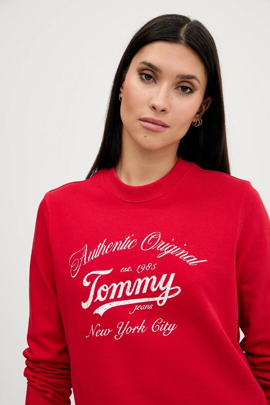 Памучен суичър Tommy Jeans червен DW0DW20942