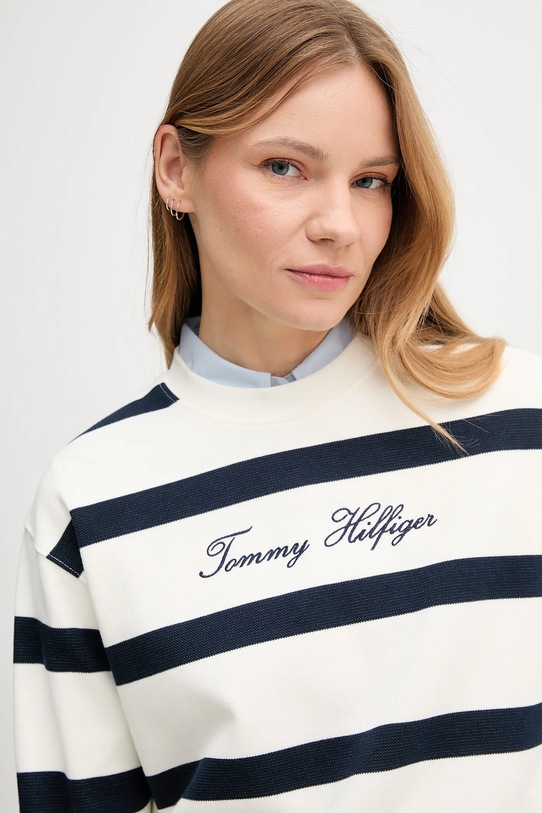 Суичър Tommy Hilfiger бежов WW0WW45743