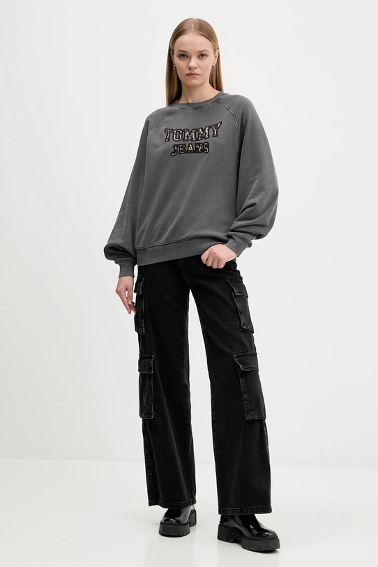 Βαμβακερή μπλούζα Tommy Jeans DW0DW21959 γκρί AW25