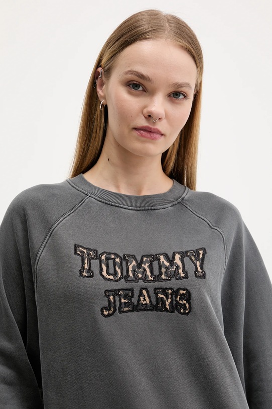 Βαμβακερή μπλούζα Tommy Jeans γκρί DW0DW21959