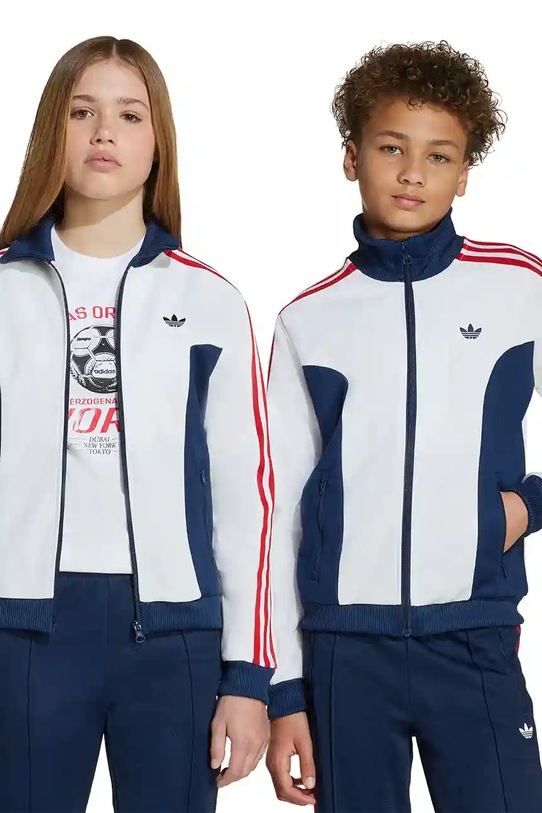 Παιδική μπλούζα adidas Originals απλικέ λευκό JV7708