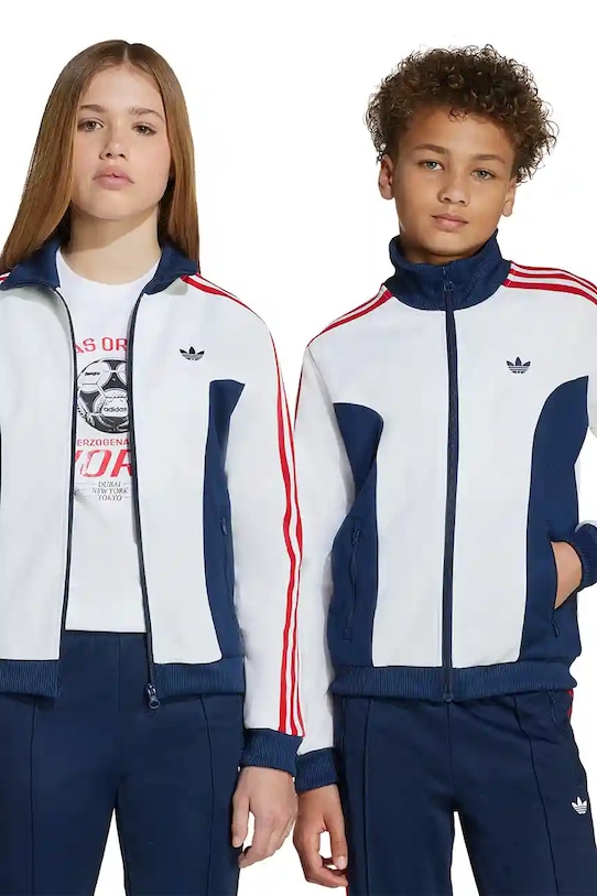 adidas Originals gyerek felső aplikációval fehér JV7708