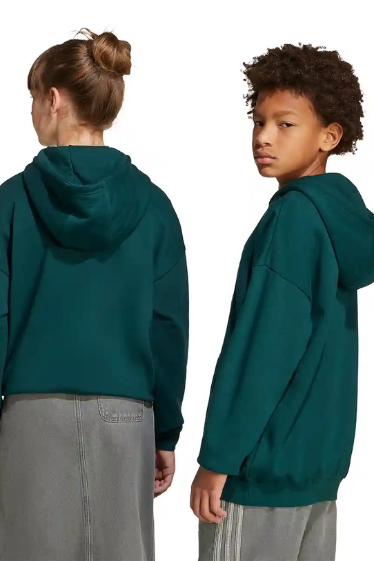 Παιδική βαμβακερή μπλούζα adidas Originals JV8640 πράσινο AW25