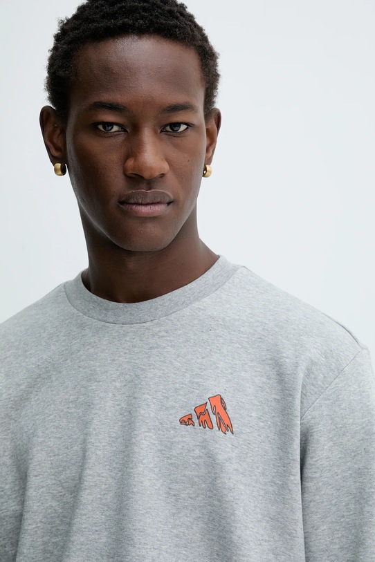 Μπλούζα adidas Doodle Hunt Hike Sweater γκρί JM6503