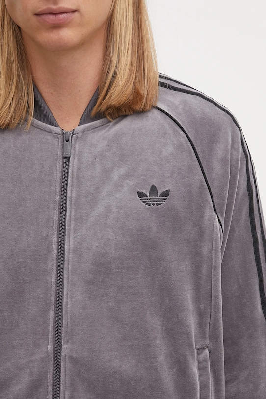 Кадифен суичър adidas Originals Sst Tt виолетов JX1562