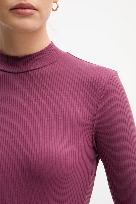 Футболка United Colors of Benetton 36K8D201B фиолетовой