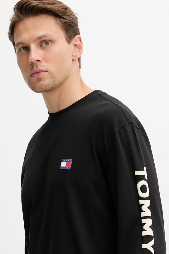Ruházat Tommy Jeans pamut hosszúujjú DM0DM21591 fekete