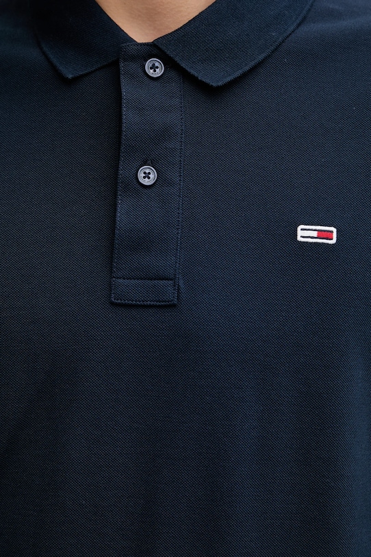 Bavlněné tričko s dlouhým rukávem Tommy Jeans DM0DM20232 námořnická modř