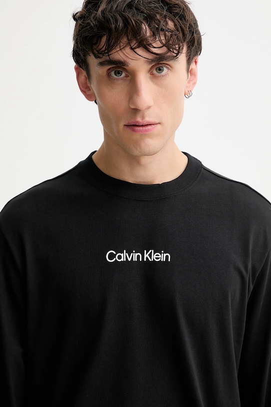 Βαμβακερή μπλούζα με μακριά μανίκια Calvin Klein μαύρο LV04LD232G