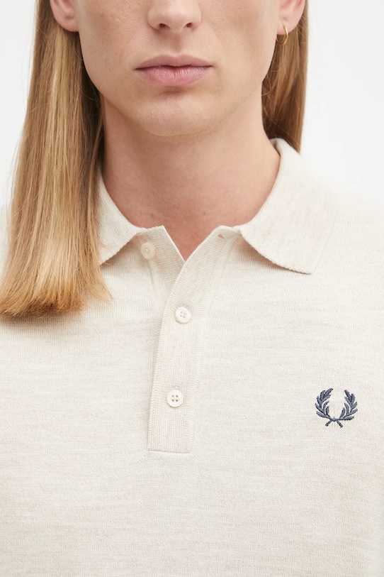 Fred Perry sweter z wełną beżowy K4535