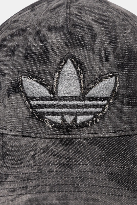 Bombažna bejzbolska kapa adidas Originals Baseball Cap JW0001 siva AW25