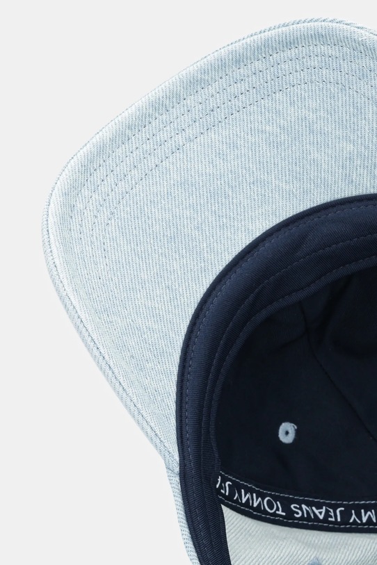 Tommy Jeans czapka z daszkiem jeansowa niebieski AW0AW17912