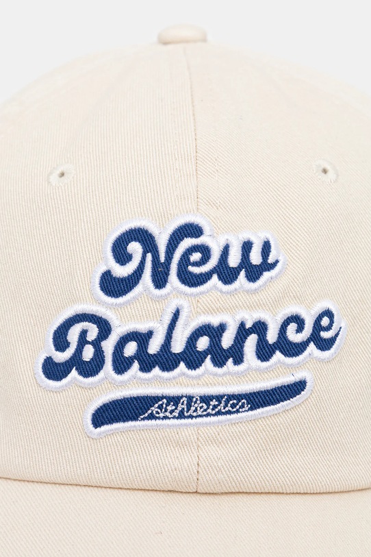 New Balance czapka z daszkiem bawełniana LAH53000PEF beżowy AW25