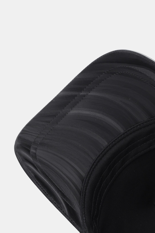 Armani Exchange czapka z daszkiem czarny XW001511.AF16211