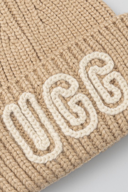 Akcesoria UGG czapka z domieszką wełny CHUNKY 102345 beżowy