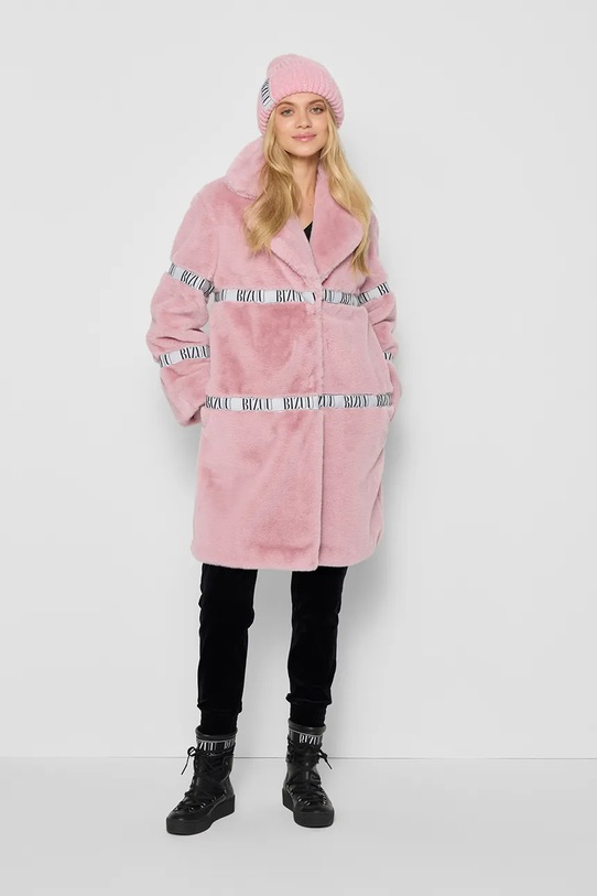 Bizuu pălărie din amestec de lână LORRO LORRO.ROZOWY