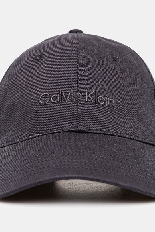 Calvin Klein czapka z daszkiem bawełniana LV04D5003G granatowy AW25