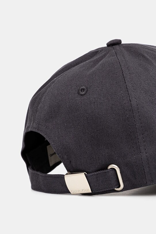 Akcesoria Calvin Klein czapka z daszkiem bawełniana LV04D5003G granatowy