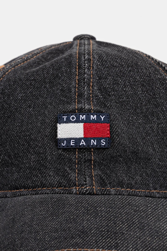 Džínsová šiltovka Tommy Jeans AM0AM13567 čierna AW25