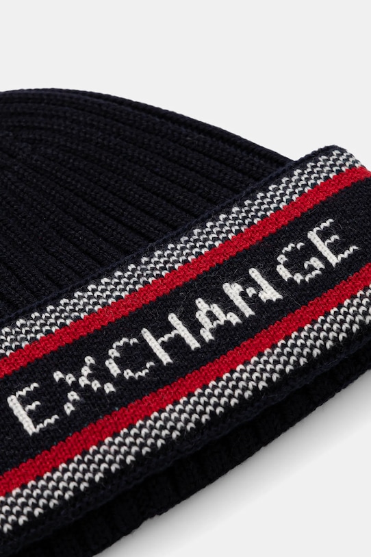 Armani Exchange czapka z dodatkiem wełny XM001551.AF13776 granatowy NC25