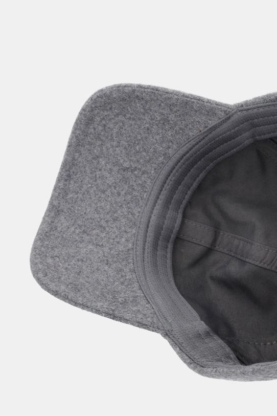 BOSS Orange czapka z daszkiem z dodatkiem wełny szary 50550619