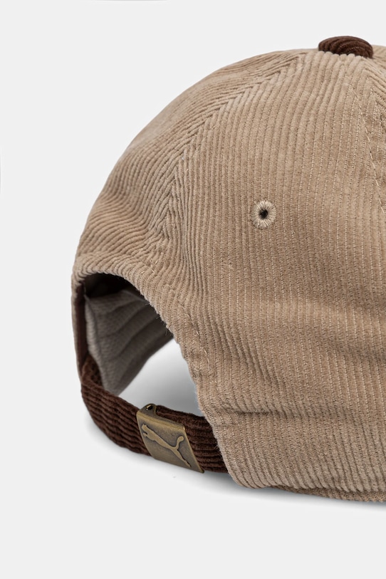 Akcesoria Puma czapka z daszkiem sztruksowa 26384 beżowy