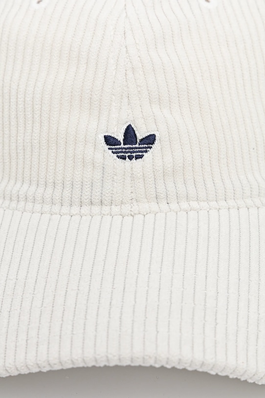 adidas Originals czapka z daszkiem sztruksowa JW8019 biały AW25