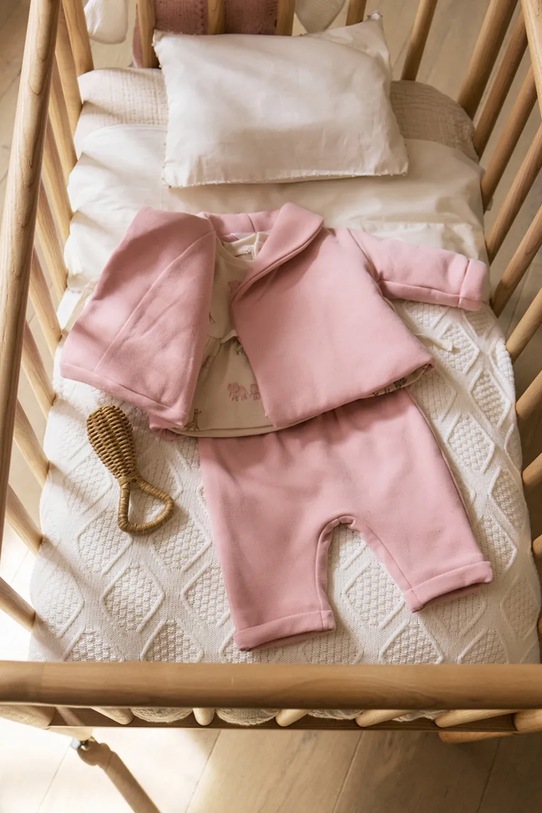Комплект за бебета Mayoral Newborn 2561.2F.Newborn.9BYA розов