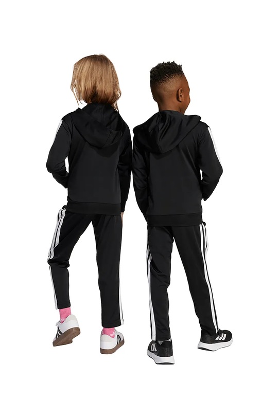 Детский спортивный костюм adidas JX8752