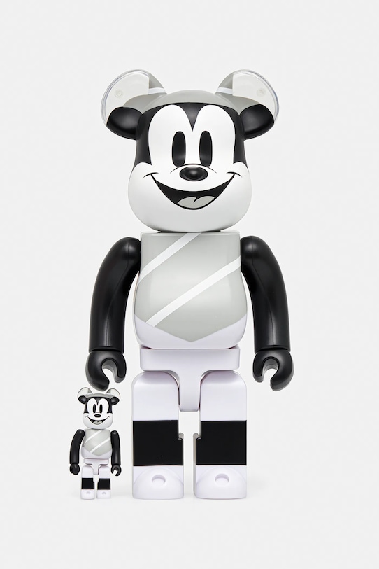 Dekorativní figurka Medicom Toy bílá HAT.AND.PONCHO.100.400