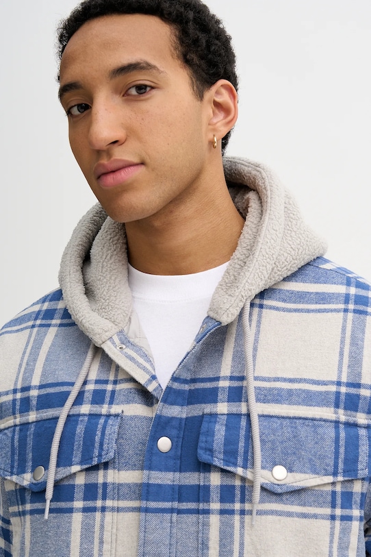 Bavlnená bunda Vans modrá VN000P7VF0R1