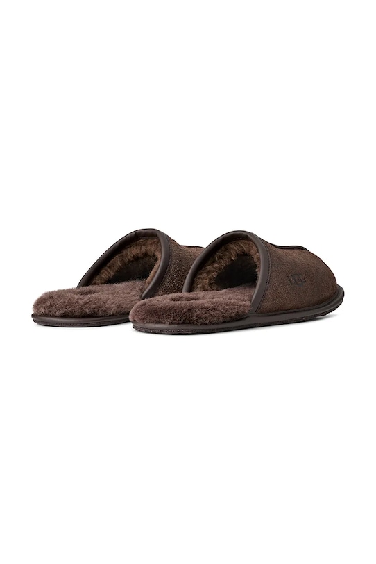 Obuwie UGG kapcie zamszowe Scuff Leather Distressed 1171294.DDC brązowy
