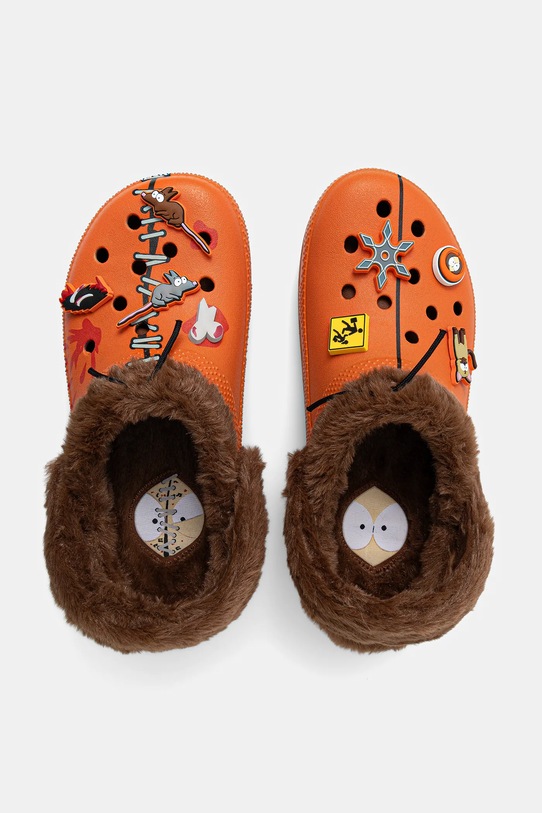 Natikači Crocs Classic South Park Kenny Clog 211499.90H oranžna AW25