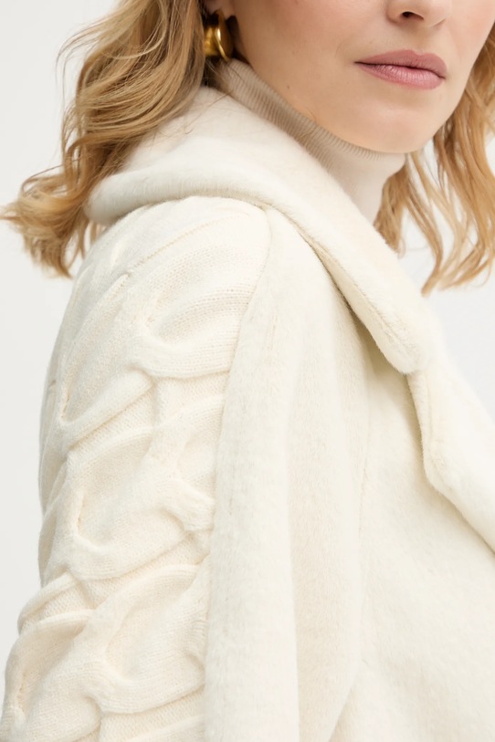 Guess płaszcz LUCREZIA W5BL63.W4200 beżowy