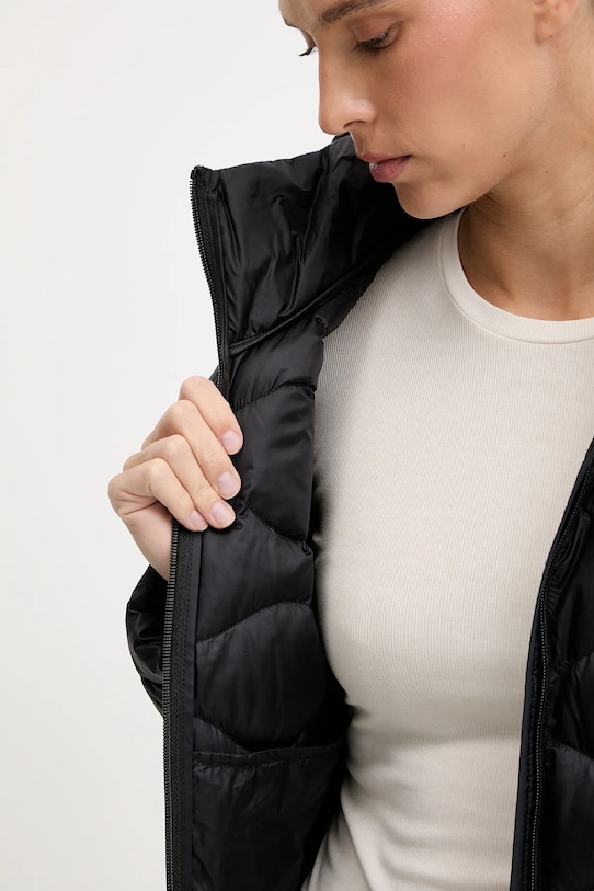 Пухова куртка Peak Performance HELIUM G79850 чорний