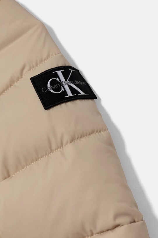 Chłopiec Calvin Klein Jeans kurtka zimowa dziecięca IB0IB01276.104.116.9BYA beżowy
