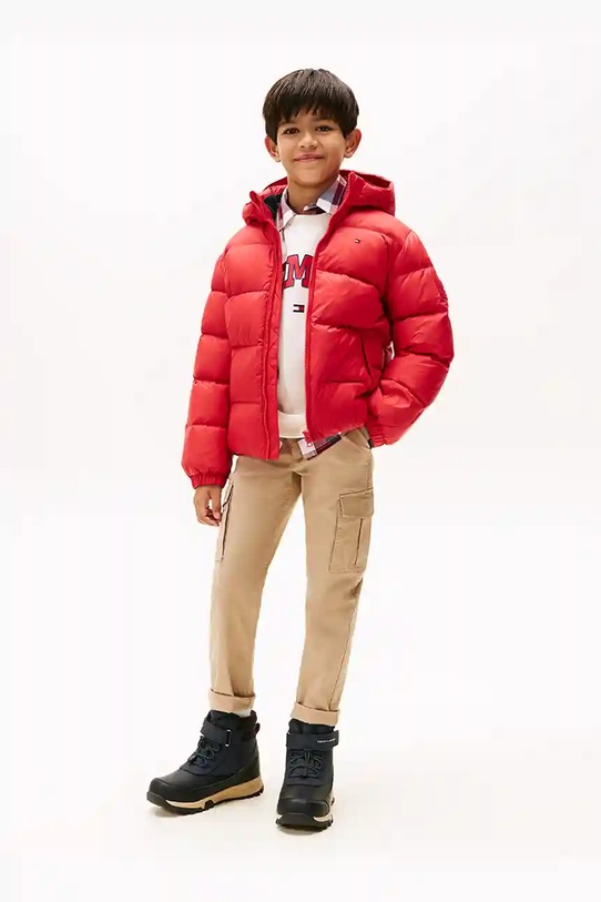 Tommy Hilfiger kurtka puchowa dziecięca KB0KB10091.98.122.9BYA czerwony