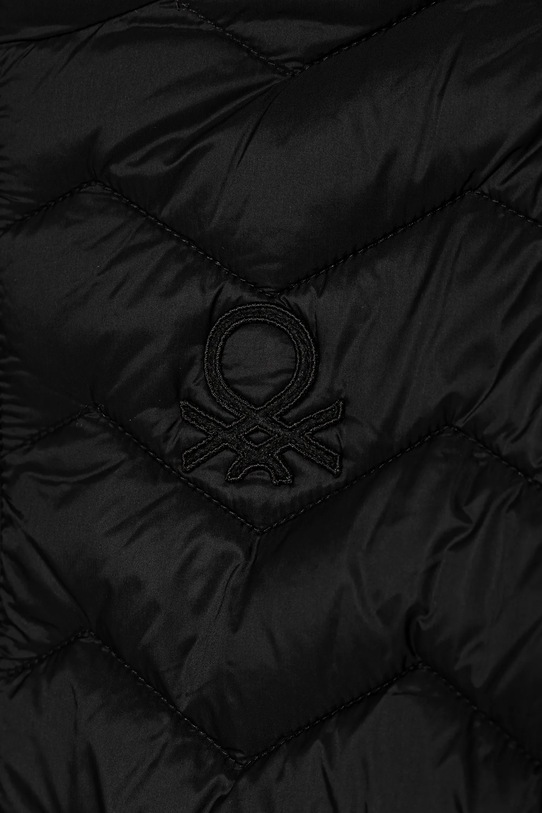 Băieți United Colors of Benetton geacă copii 2TWDCN04V.G.Reprop.9BYA negru